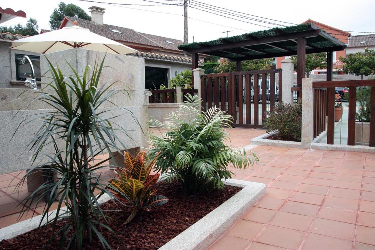 Apartamentos Ababides Baiona Bagian luar foto
