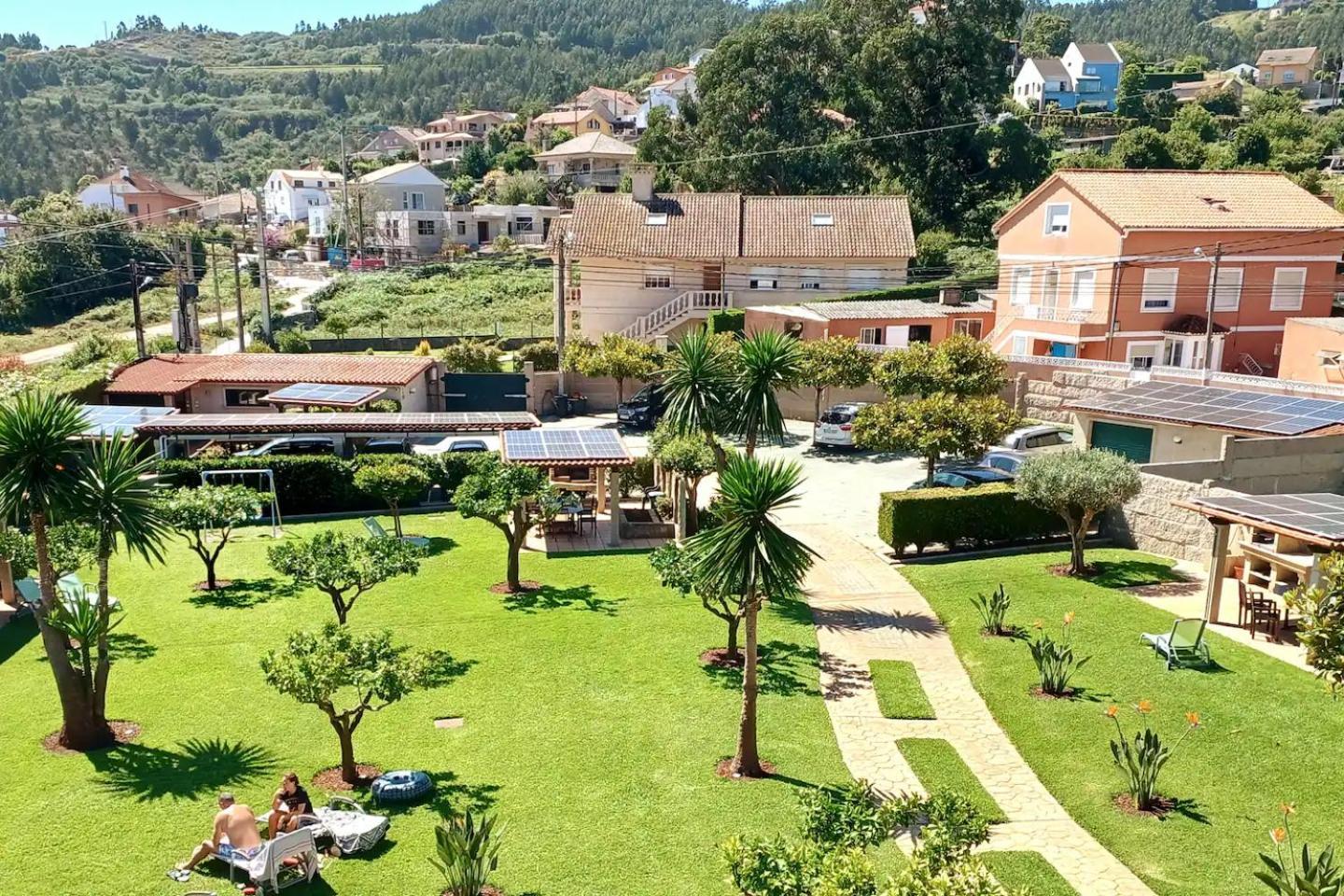 Apartamentos Ababides Baiona Bagian luar foto