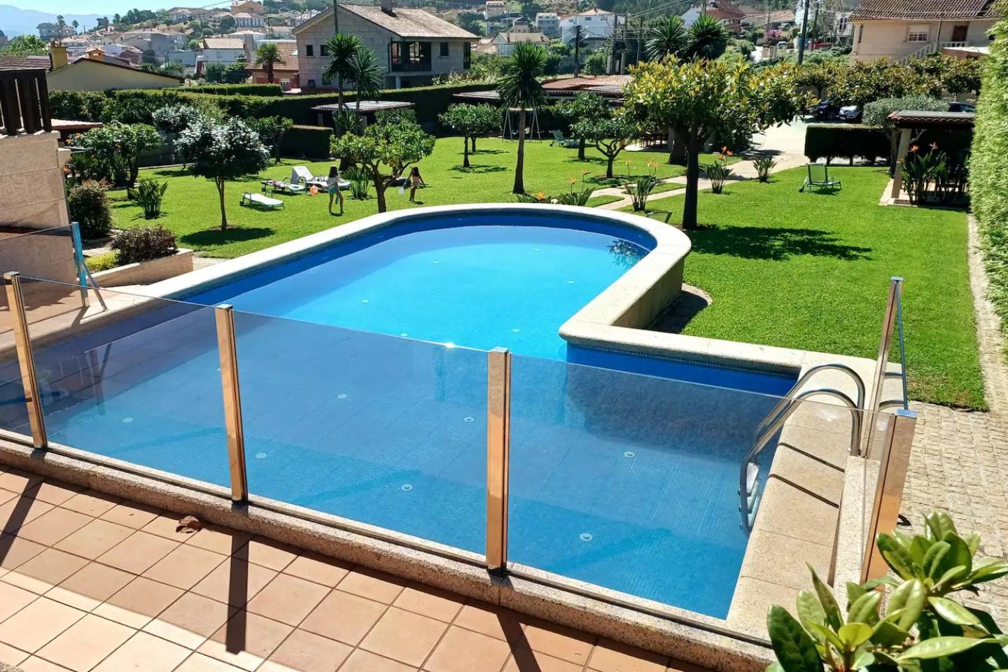 Apartamentos Ababides Baiona Bagian luar foto