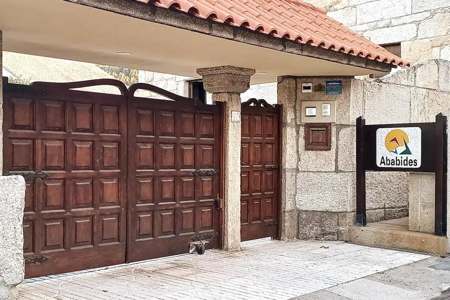 Apartamentos Ababides Baiona Bagian luar foto